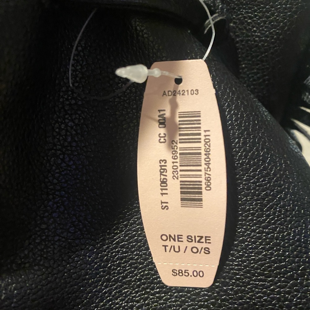 Victoria secret drawstring back pack🖤 - Picture 4 of 15